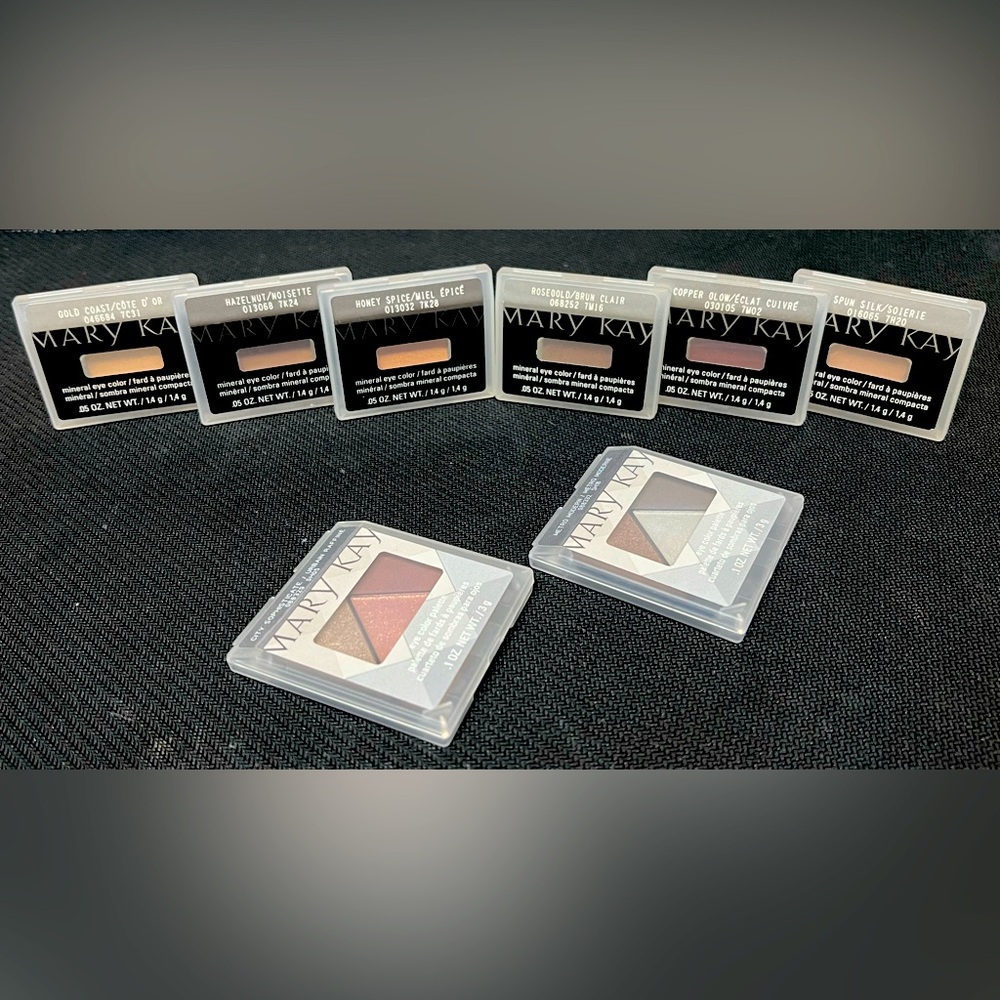 MARY KAY Eye color palettes X8